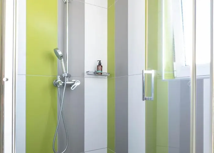 וילה Seabreeze - With Jacuzzi & Heated Pool מסטיכרי