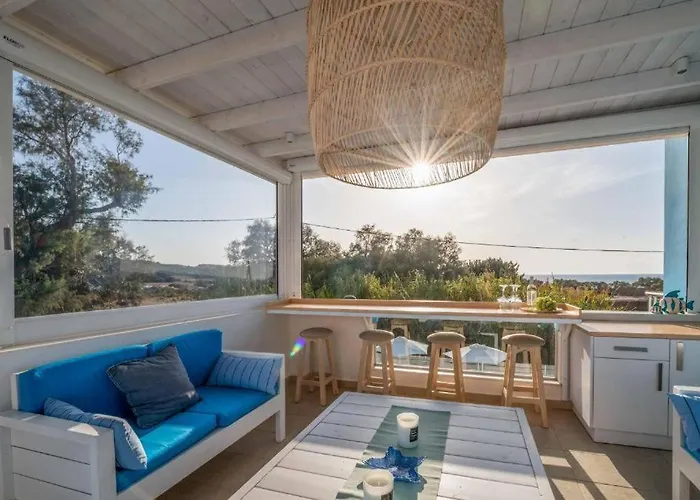 Seabreeze - With Jacuzzi & Heated Pool וילה *