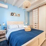 Seabreeze - With Jacuzzi & Heated Pool 别墅 *