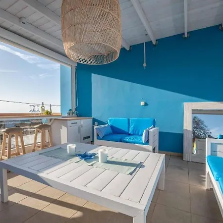 Villa Seabreeze - With Jacuzzi & Heated Pool *