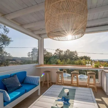 Seabreeze - With Jacuzzi & Heated Pool וילה *