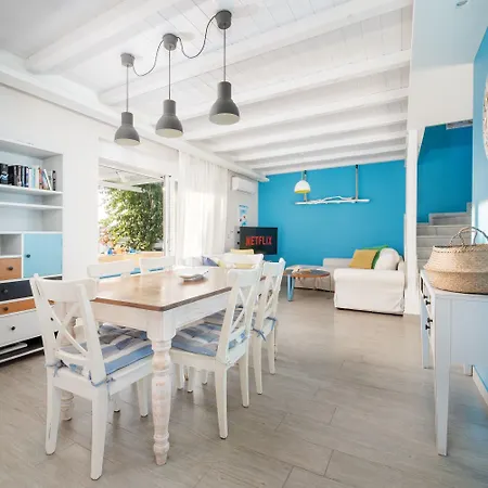 Seabreeze - With Jacuzzi & Heated Pool וילה *