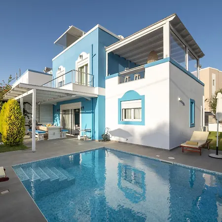 Seabreeze - With Jacuzzi & Heated Pool וילה מסטיכרי