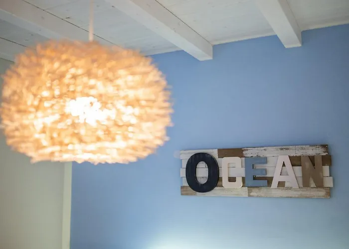 Seabreeze - With Jacuzzi & Heated Pool فيلة