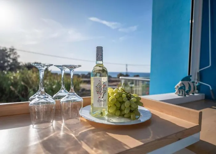 Seabreeze - With Jacuzzi & Heated Pool فيلة ماستيخاري